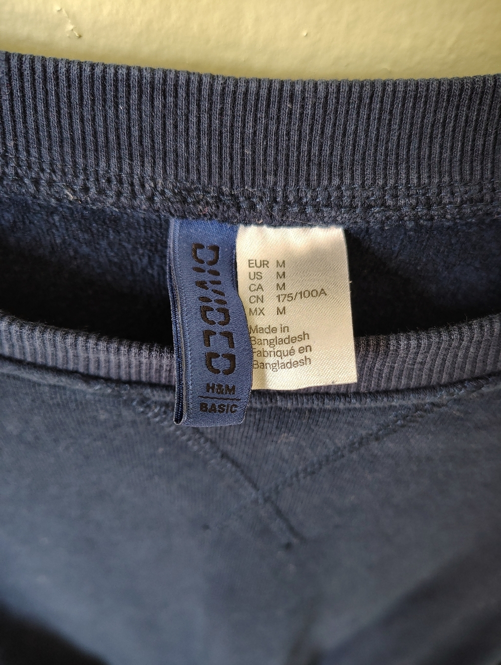 H&M Divided Basics Women's Medium Dark Blue Sweatshirt - Picture 4 of 6